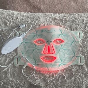 LED Light Therapy Face Mask